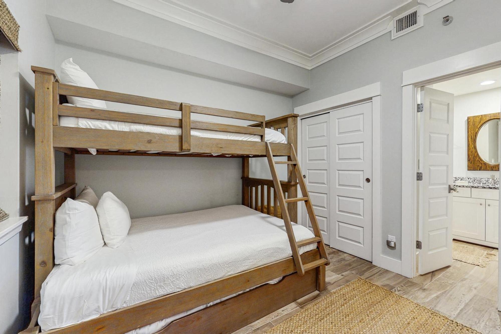 Tops'L Beach Manor 612 Дестин Екстериор снимка